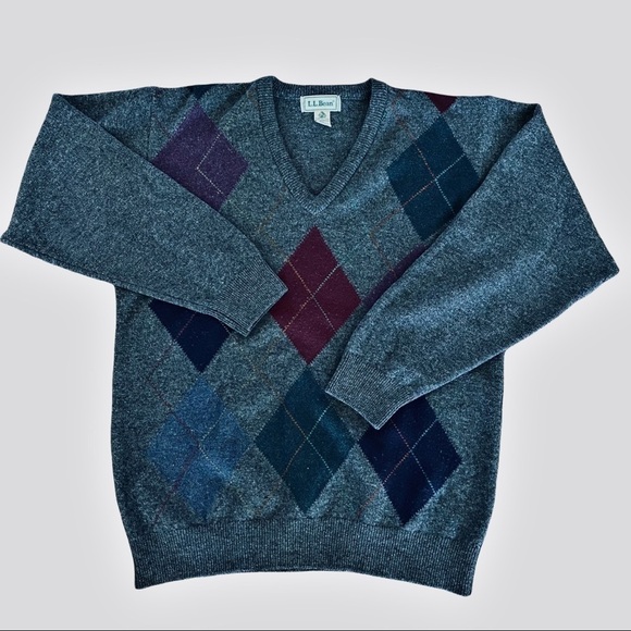 L.L. BEAN * Vintage Mens Argyle V-Neck Wool Charcoal Gray Sweater Size M Tall - Picture 1 of 7